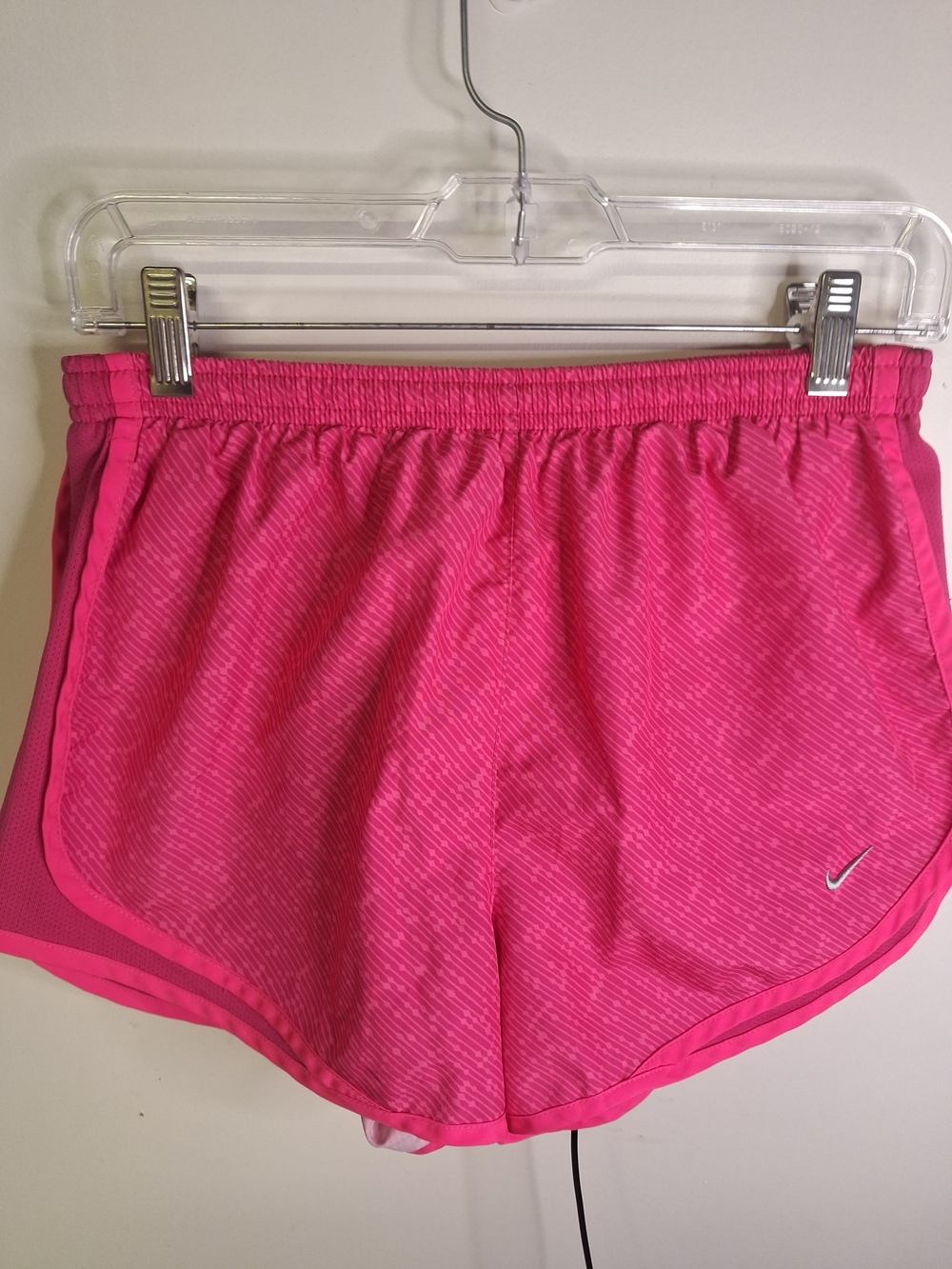 Nike Women's Bright Pink Athletic Shorts Size Med